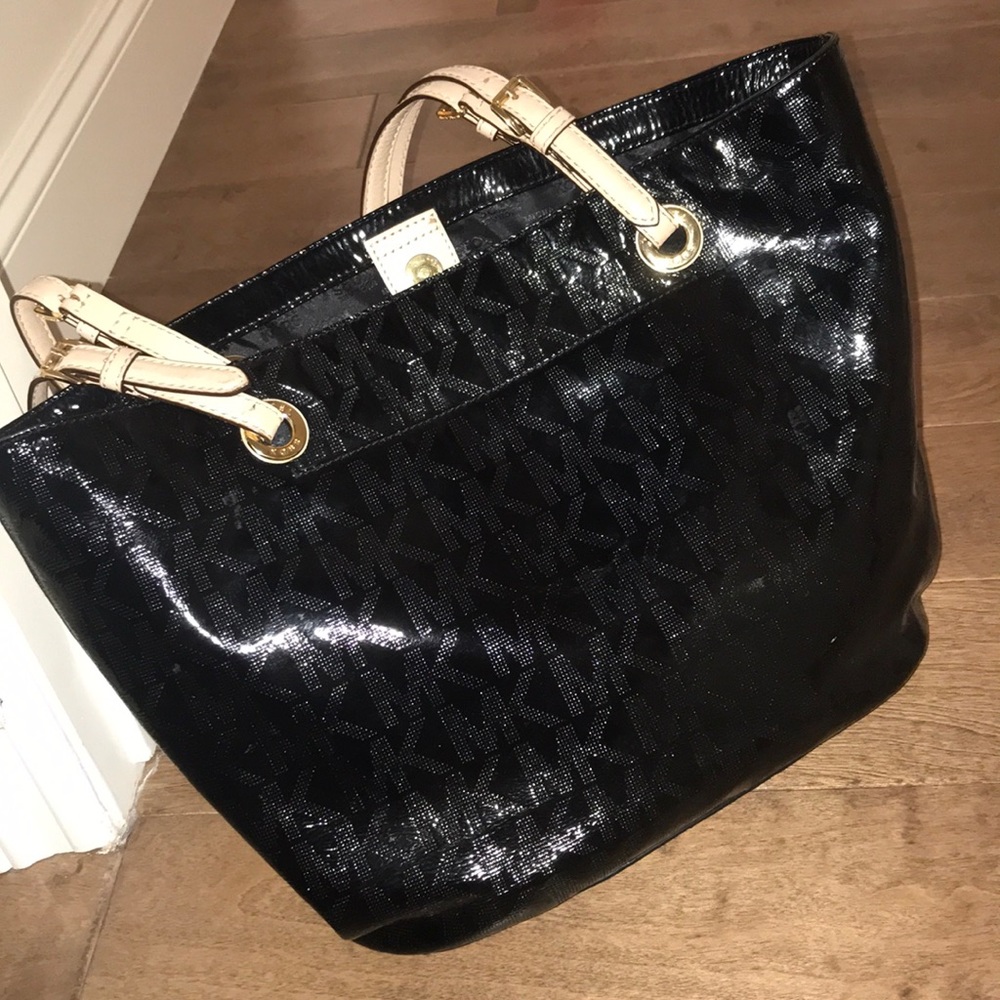 Michael Kors bag
